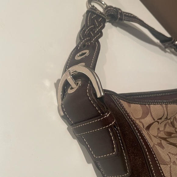 coach purse - Picture 2 of 3